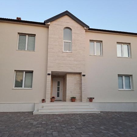 Guesthouse Emma Zadar Exterior photo