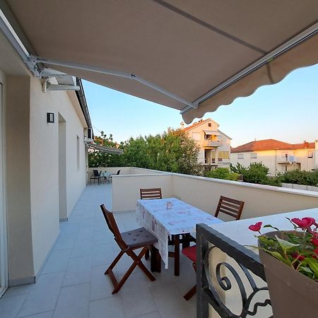 Guesthouse Emma Zadar Exterior photo